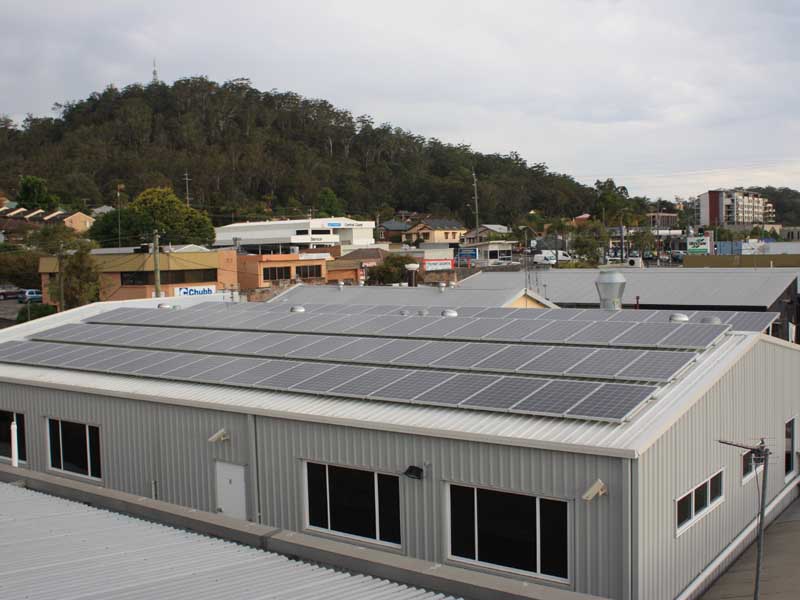 Coast-shelter-solar-panels-800×600