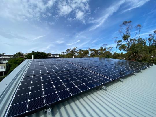 Solar Bateau Bay