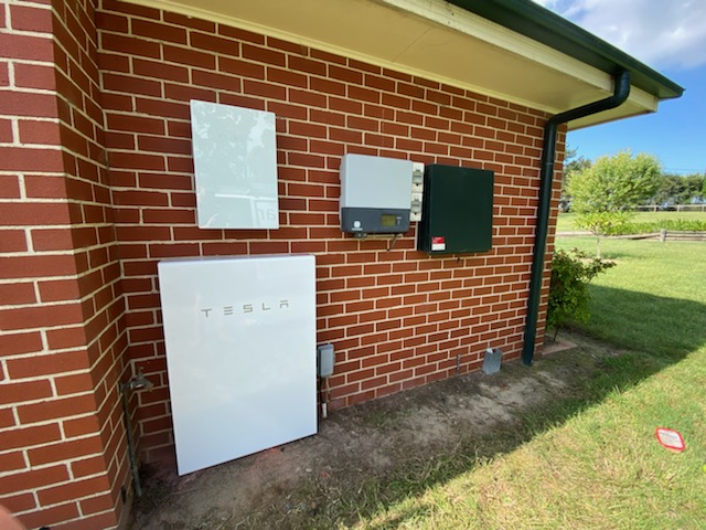 Peats Ridge Powerwall install